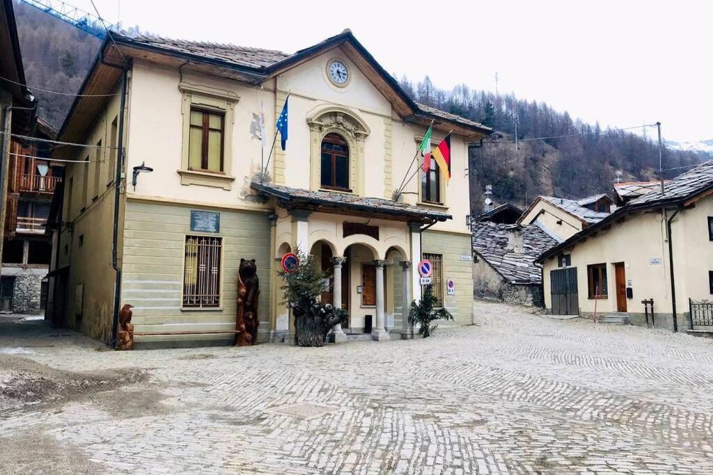 Bilivelli In Antica Baita Nel Cuore Di Pragelato Luaran gambar